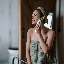 B-DERMA ICE Συσκευή για Δερμοαπόξεση Προσώπου με Αναρρόφηση. Φωτοθεραπεία. Κρυοθεραπεία. Θ (Thumb 5)