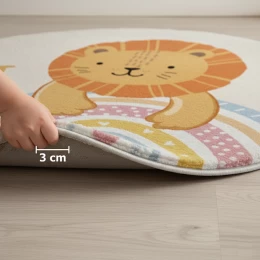  Giggles & Co. Στρογγυλό Παιδικό Play Rug “Lion Laughs” – Μαλακό 3εκ. (Ø120 εκ.) (Thumb 3)
